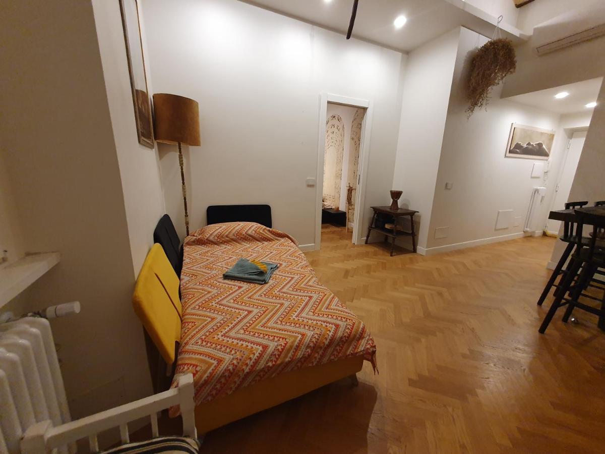 Апартаменты Casa Menna Рим Экстерьер фото